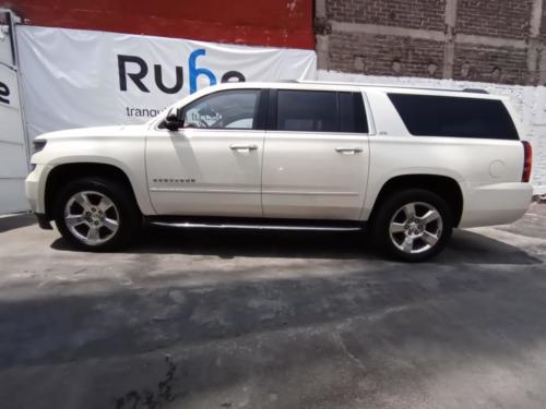 Renta Chevrolet Suburban